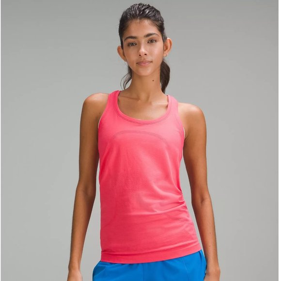 Swiftly Tech Racerback Tank Top 2.0 in Lip Gloss Size 8 - Picture 1 of 8